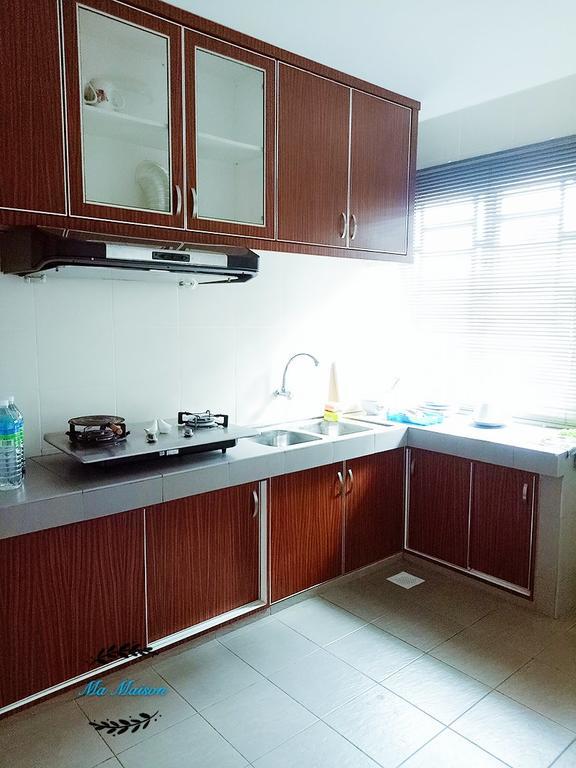 Sri Manjung Ma Maison Homestay Lumut Exterior foto